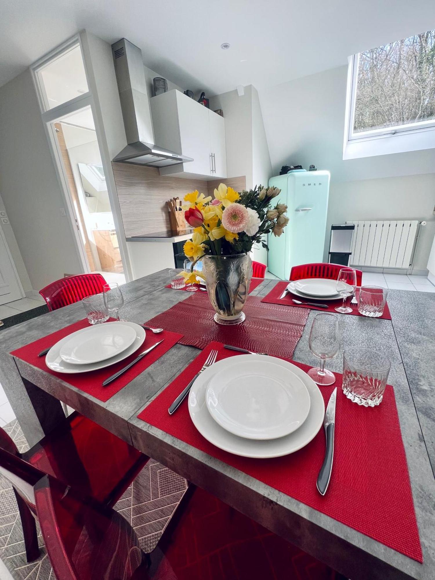 Le Manamour, Style Appart Hotel A 10 Min De Nevers Garchizy Экстерьер фото